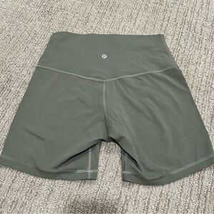 Lululemon Align biker shorts 6”